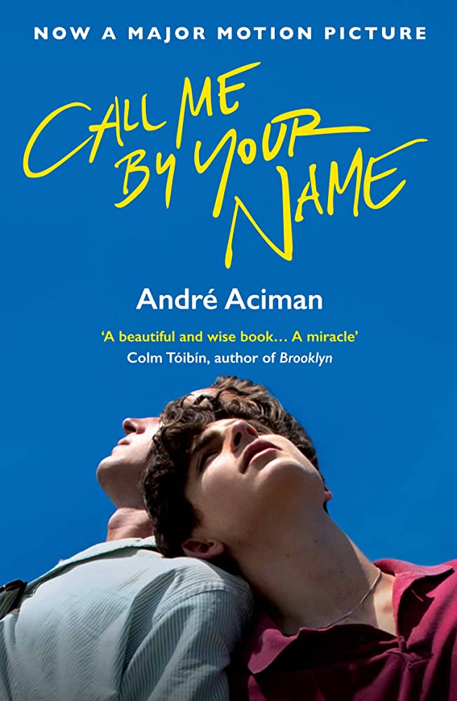 Poster de la pelicula Call me by your name donde se observa a un joven recargado sobre el hombro de un hombre