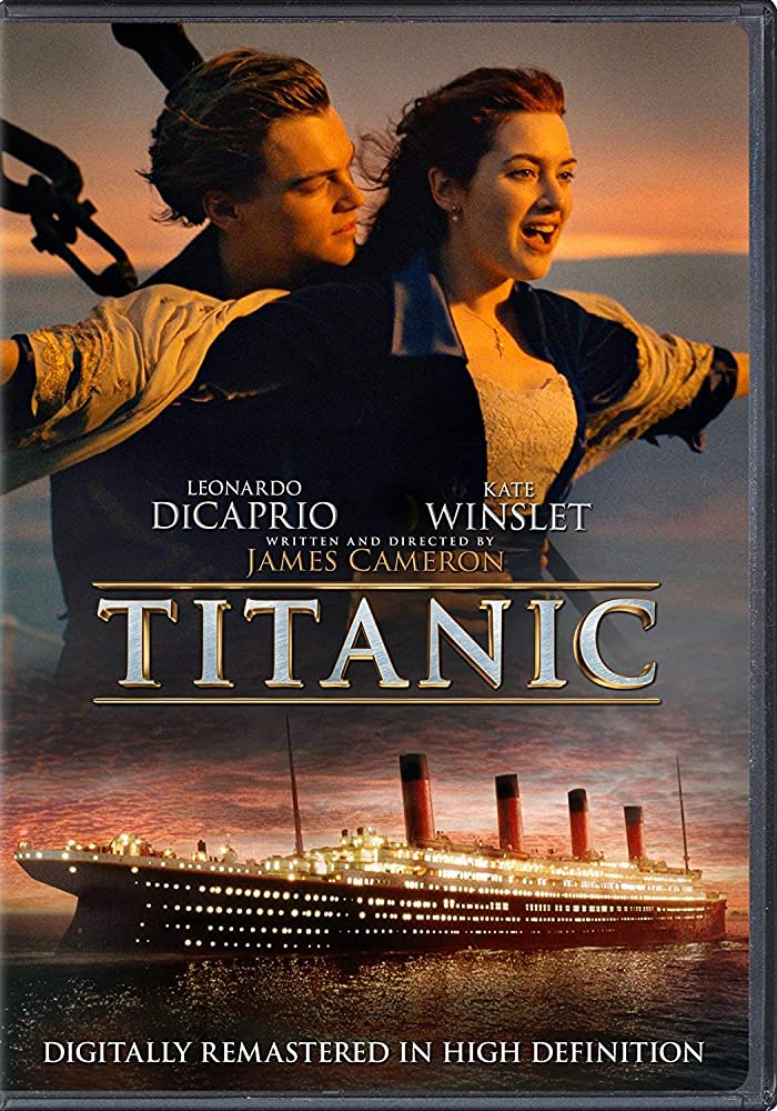 Poster de la pelicula del Titanic donde se observa un barco y a un hombre y una mujer con los brazos extendidos