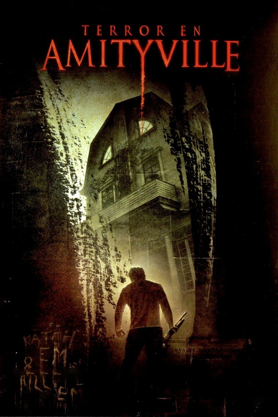 Poster de la pelicula Terror en Amityville donde se observa a un hombre con una escopeta y una casa detras de él